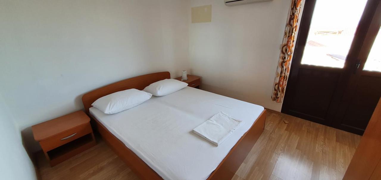 Apartments Duvnjak Omis Ngoại thất bức ảnh