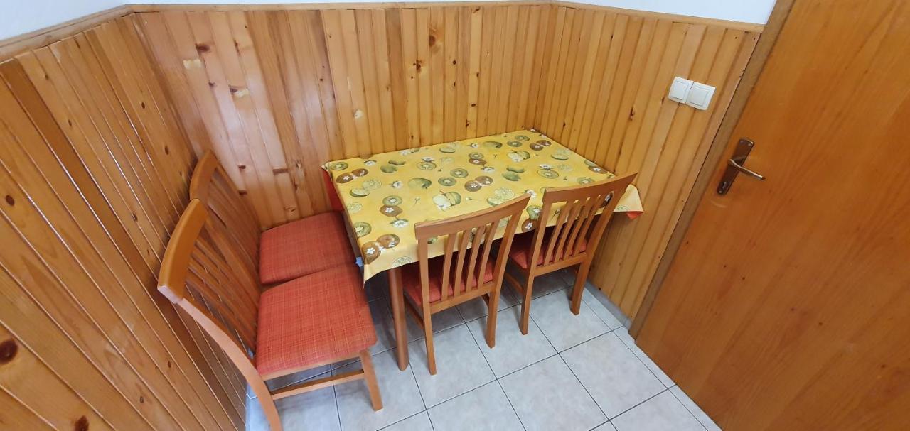 Apartments Duvnjak Omis Ngoại thất bức ảnh
