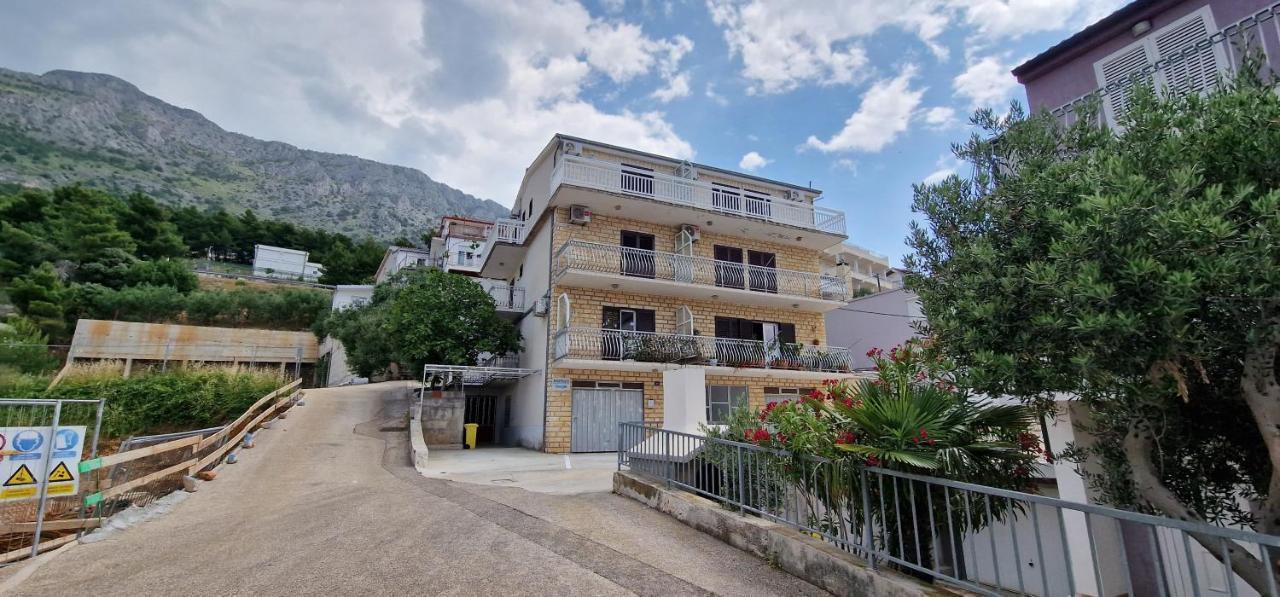 Apartments Duvnjak Omis Ngoại thất bức ảnh